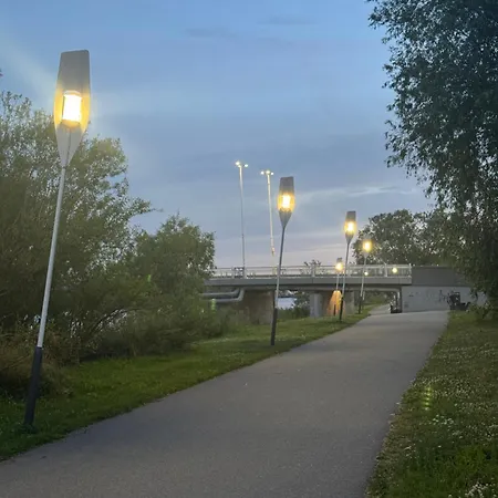 アパート Downtown Riverside With Parking *