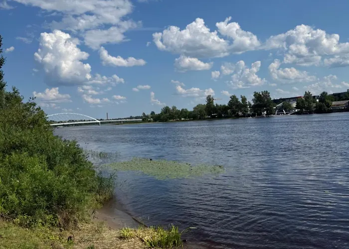 شقة Downtown Riverside With Parking *